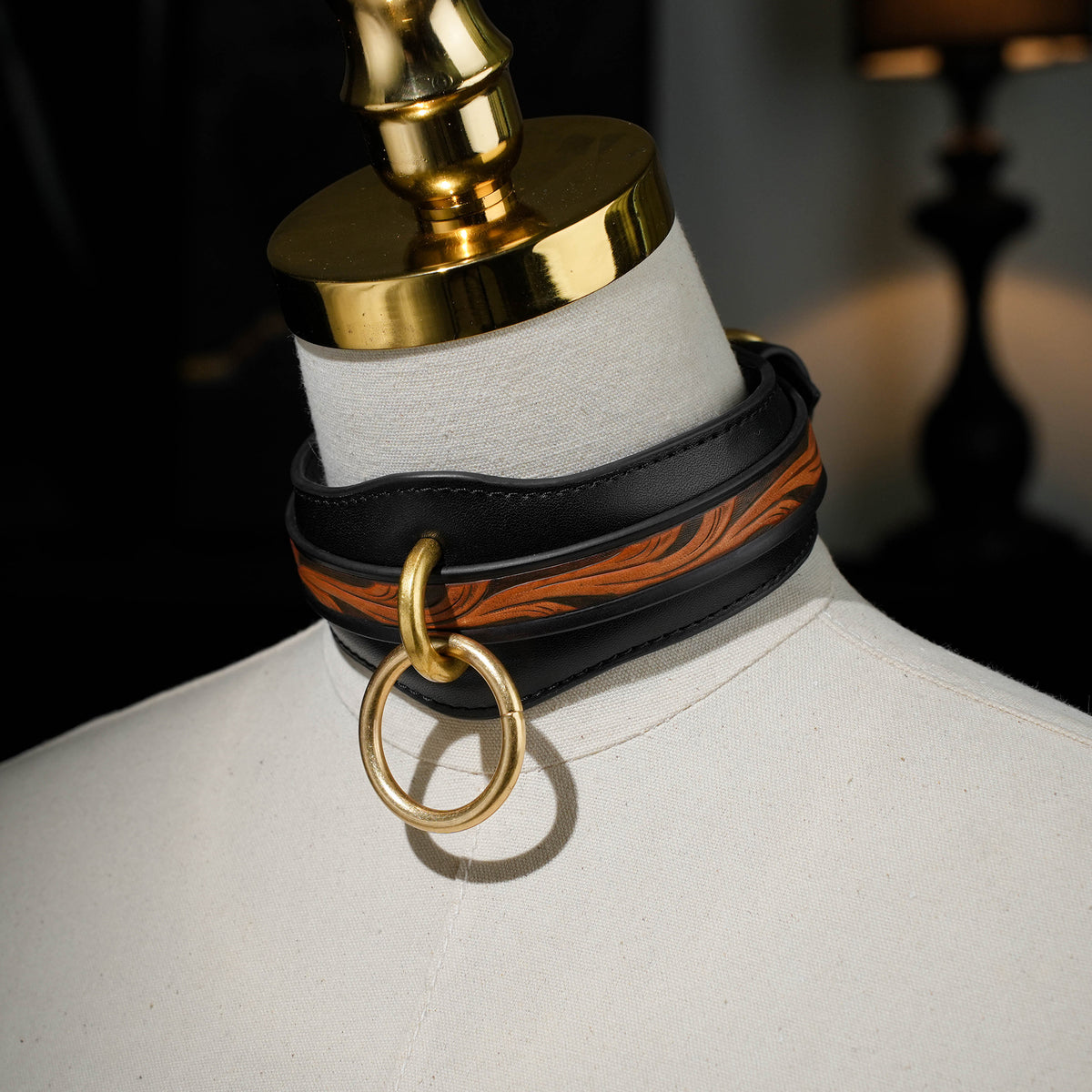 Carved Brown Engraved Collar With O Ring